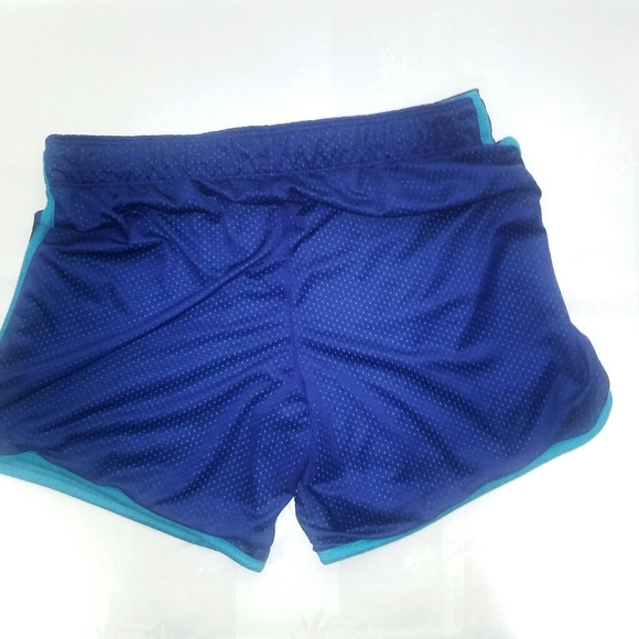 Woman's Nike running shorts size m - Picture 2 of 5